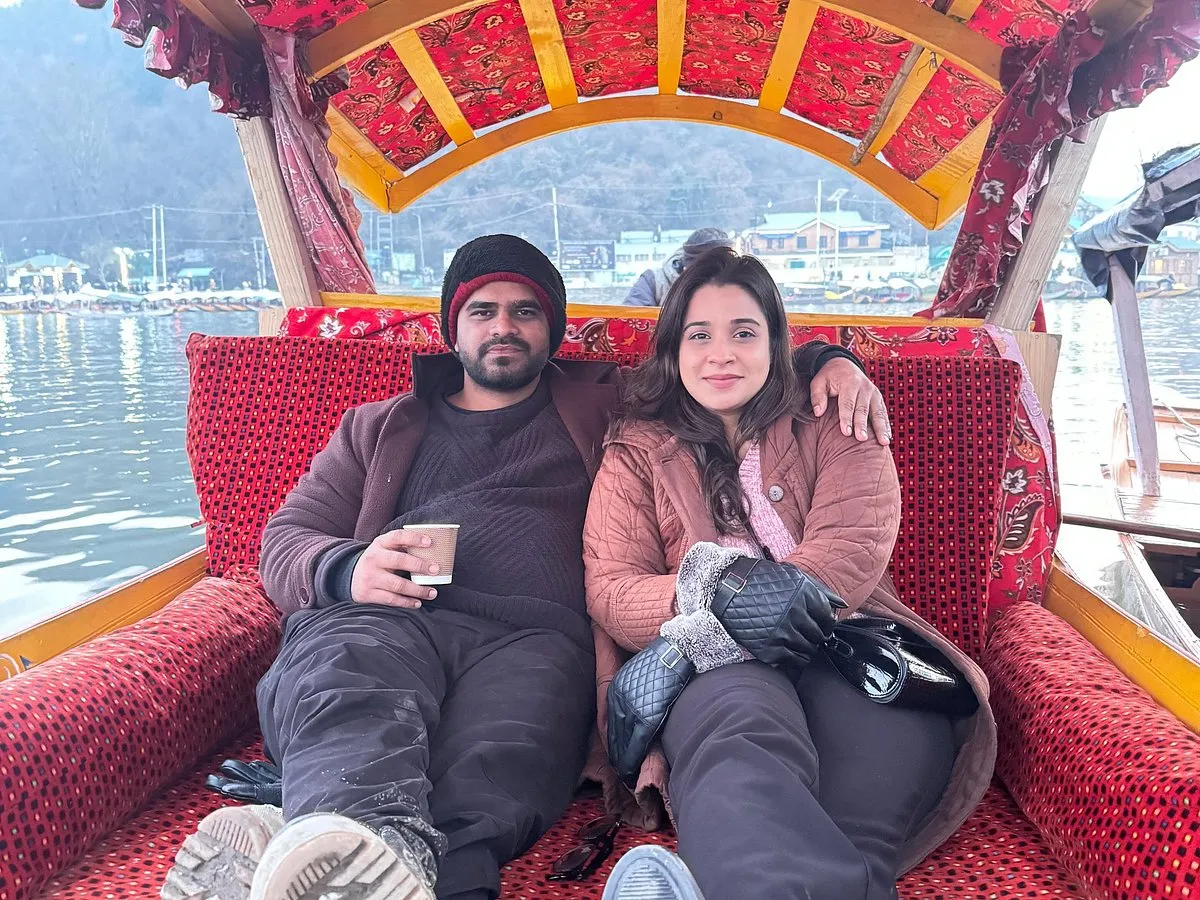 Kashmir Winter Tour Package.