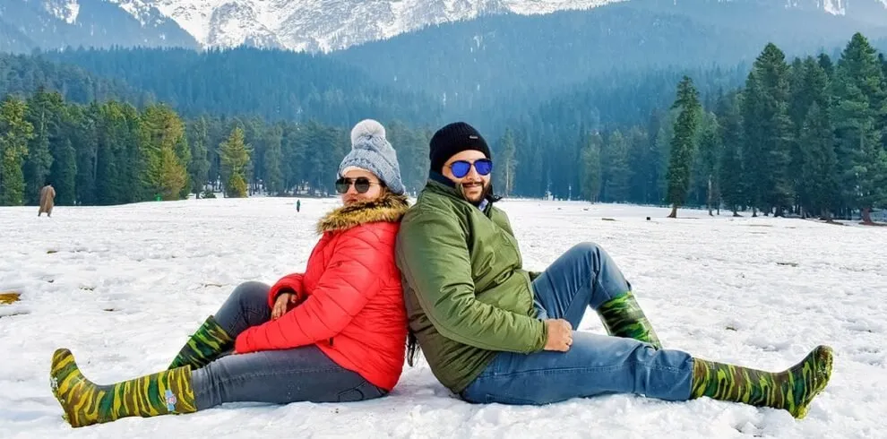Kashmir Honeymoon Tour Package.
